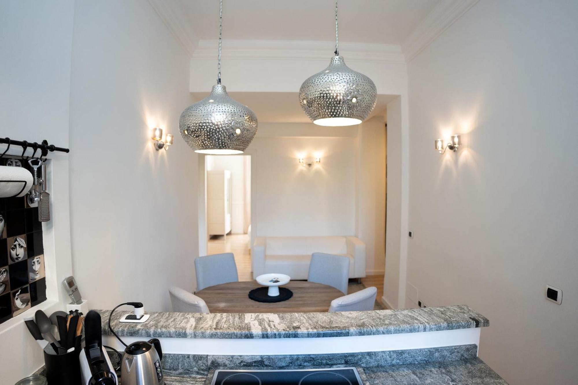 דירות רומא Gio House - Palazzo Storico מראה חיצוני תמונה